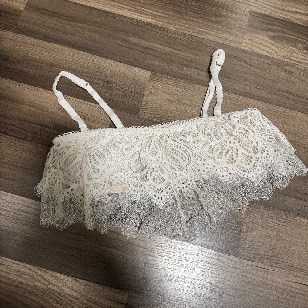 Victoria's Secret Cream Lace Bralette